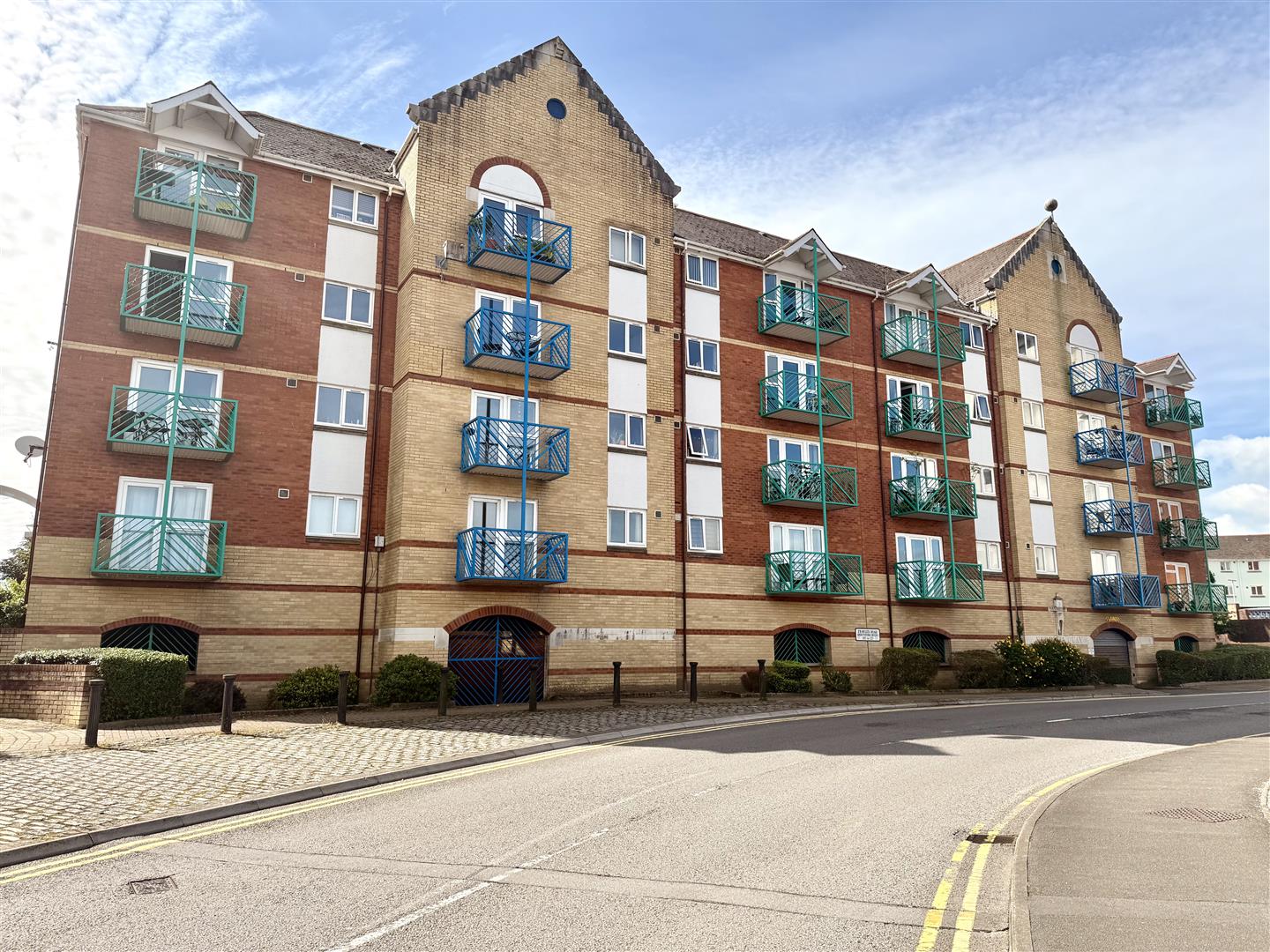 Abbottsford House, Trawler Road, Marina, Swansea, SA1 1YH